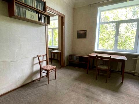 квартира за адресою Академіка Чекмарьова вул., 7