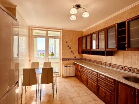 квартира по адресу Науки просп., 80-А/73