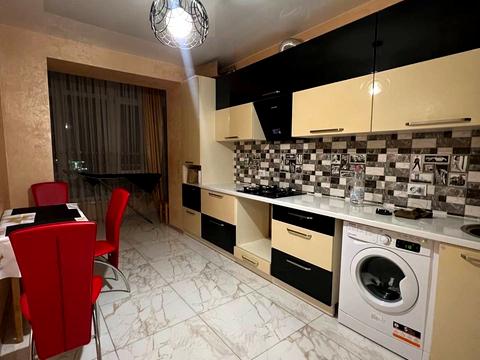 квартира за адресою Івано-Франківськ, Тисменицька вул., (Будинок)