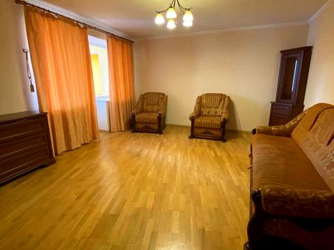 квартира по адресу Орлика Пилипа ул., 11
