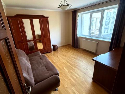 квартира по адресу Орлика Пилипа ул., 11