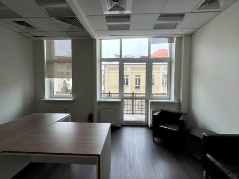 комерційна за адресою Рильський пров., 6