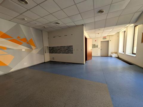комерційна за адресою Верхній Вал вул., 24