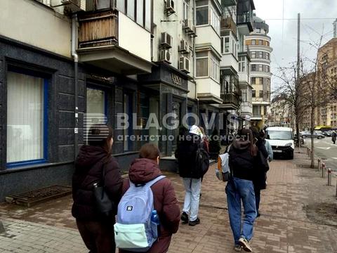 коммерческая по адресу Саксаганского ул., 42