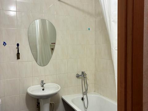 квартира за адресою смт. Авангард, Торгова вул., 11