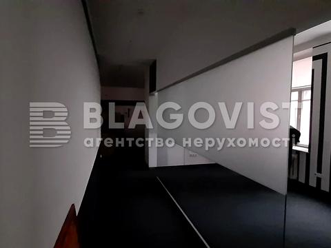 коммерческая по адресу Большая Васильковская ул. (Красноармейская), 30
