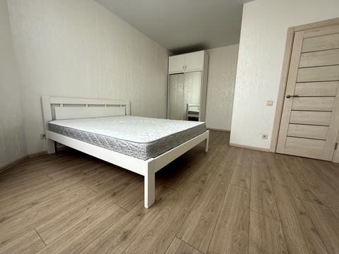 квартира по адресу Стуса Василия ул., 7