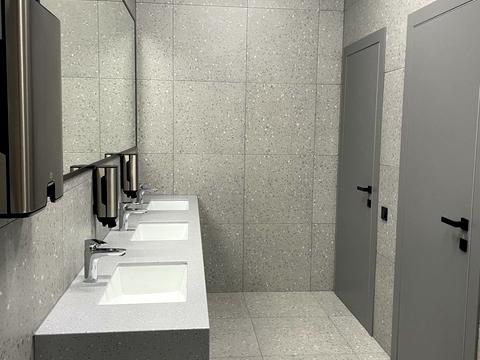 комерційна за адресою Зелена вул., 151