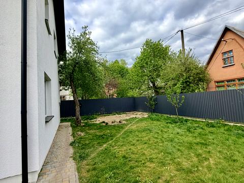 будинок за адресою с. Кожичі, Центральна