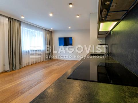 квартира за адресою Почайнинська вул., 53/55
