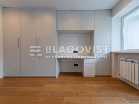 квартира за адресою Почайнинська вул., 53/55