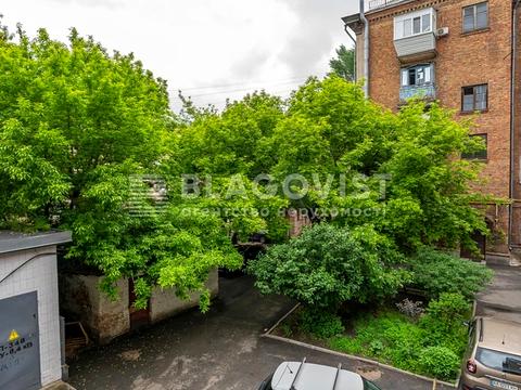квартира за адресою Почайнинська вул., 53/55