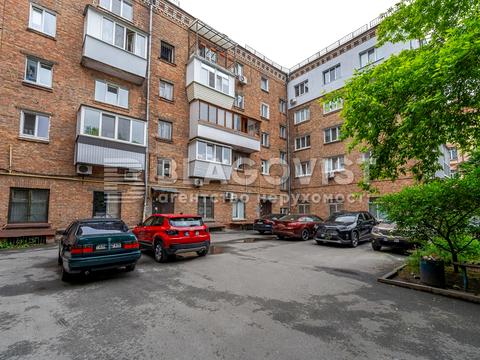 квартира за адресою Почайнинська вул., 53/55