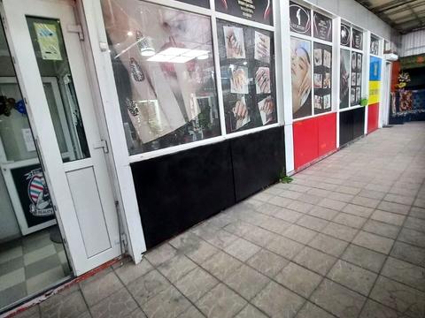 комерційна за адресою Валентинівська вул. (Блюхера), 21