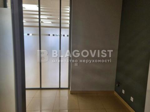 комерційна за адресою Борисоглібська вул., 2