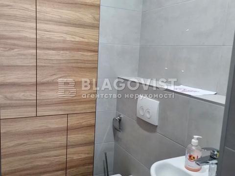 комерційна за адресою Борисоглібська вул., 2