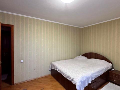 квартира за адресою Дарницький бульв., 8