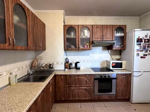 квартира за адресою Дарницький бульв., 8