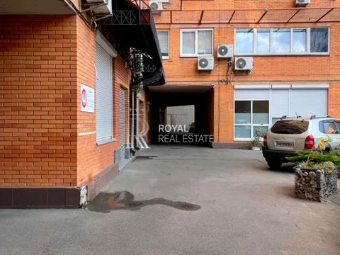 комерційна за адресою Ділова вул. (Димитрова), 2-Б