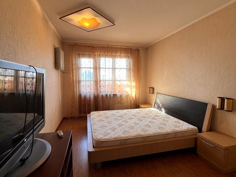квартира по адресу Академика Глушкова просп., 61