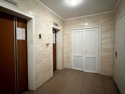 квартира по адресу Академика Глушкова просп., 61