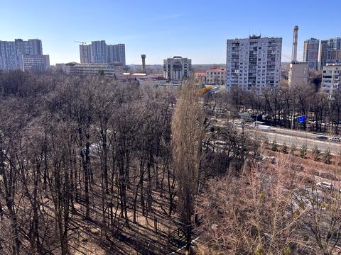 квартира по адресу Академика Глушкова просп., 61