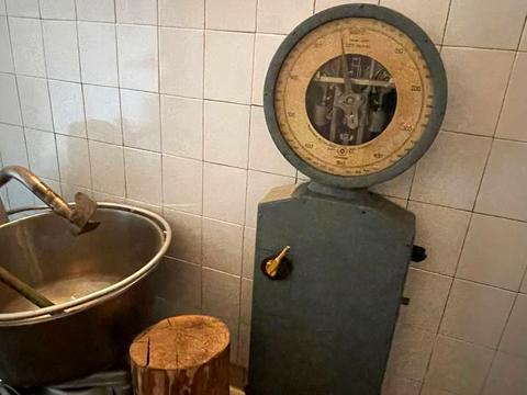 коммерческая по адресу Заводская ул., 9