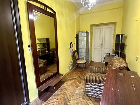 квартира за адресою Івана Франка вул., 43
