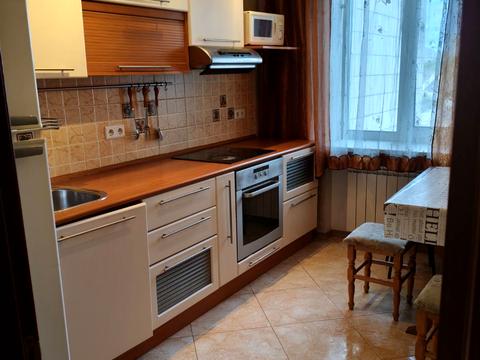 квартира за адресою Дачна вул. (Бориса Гаріна), 51