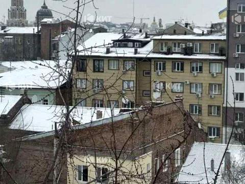 квартира за адресою Дмитрівська вул., (Будинок 2)