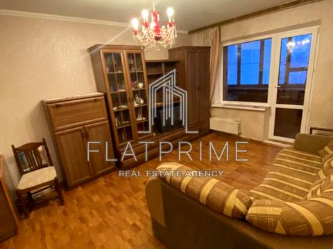 квартира за адресою Ревуцького вул., 19/1