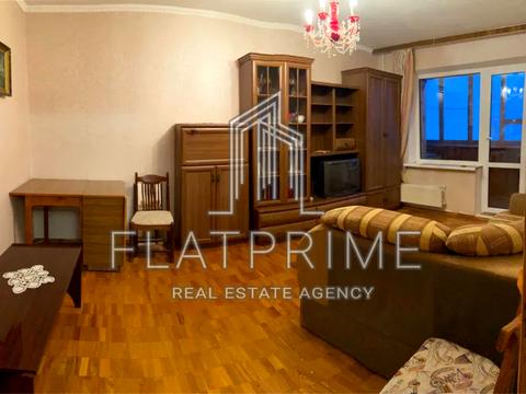 квартира за адресою Ревуцького вул., 19/1