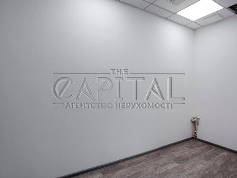 комерційна за адресою Михайла Бойчука вул. (Кіквідзе), 44а