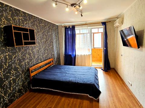 квартира по адресу Героев Днепра ул., 83