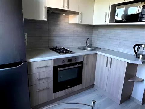 квартира за адресою Карпатська вул., 6