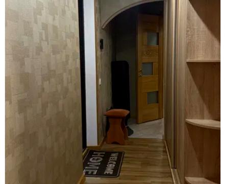 квартира за адресою Захисників України вул., 5