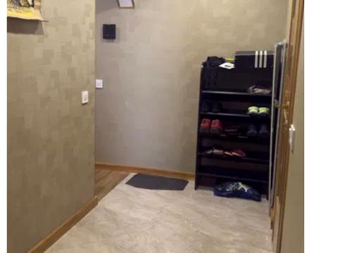 квартира за адресою Захисників України вул., 5