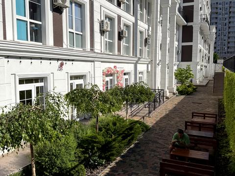 комерційна за адресою Михайла Максимовича вул. (Онуфрія Трутенка), 28-Д