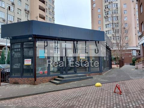 коммерческая по адресу Драгоманова ул., 38