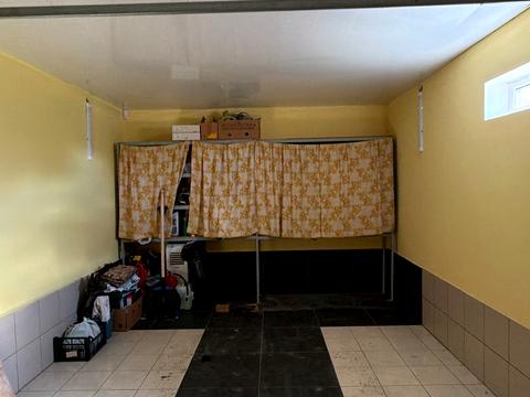 будинок за адресою Лугова