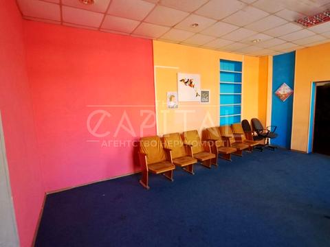 комерційна за адресою Ярослава Мудрого вул., 20