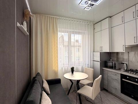 квартира по адресу Анатолия Лабунского ул., 3