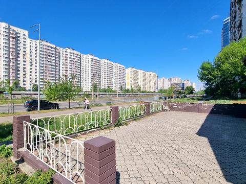 коммерческая по адресу Петра Григоренко просп., 27