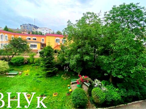 квартира за адресою Володимира Великого вул., 14