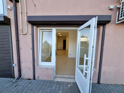 комерційна за адресою Владислава Бувалкіна вул. (Бочарова Генерала), 62