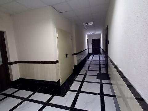 комерційна за адресою Дегтярна вул., 22-А