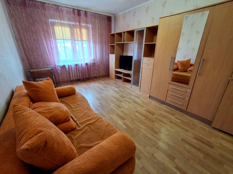 квартира за адресою Бориса Гмирі вул., 12-Б