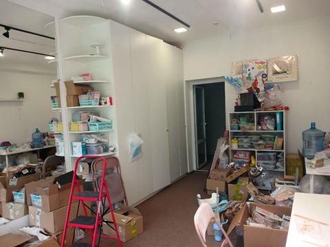 комерційна за адресою Оболонська набережна вул., 11