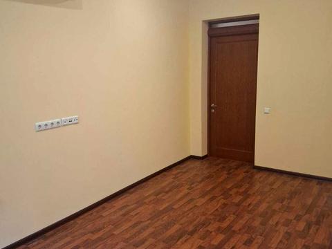 комерційна за адресою Прорізна вул., 13