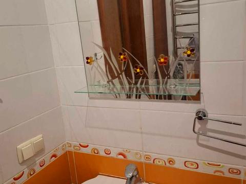 комерційна за адресою Прорізна вул., 13